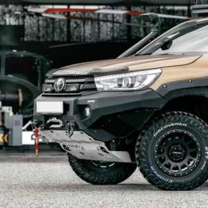 Protector de carter y defensa para Toyota Hilux