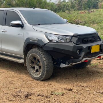 RIVAL_Hilux21_01